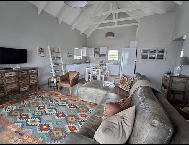 2 BEDROOM HOUSE FOR SALE IN BRITANNIA BAY